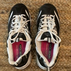 Skechers Air-Cooled Memory Foam sneakers